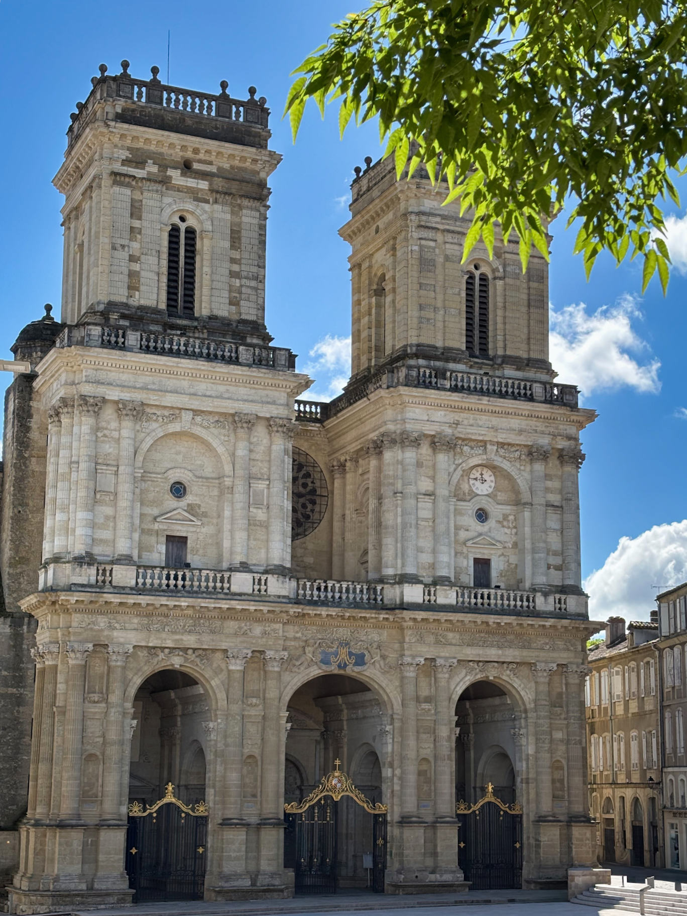 Façade de la cathédrale Sainte-Marie d'Auch