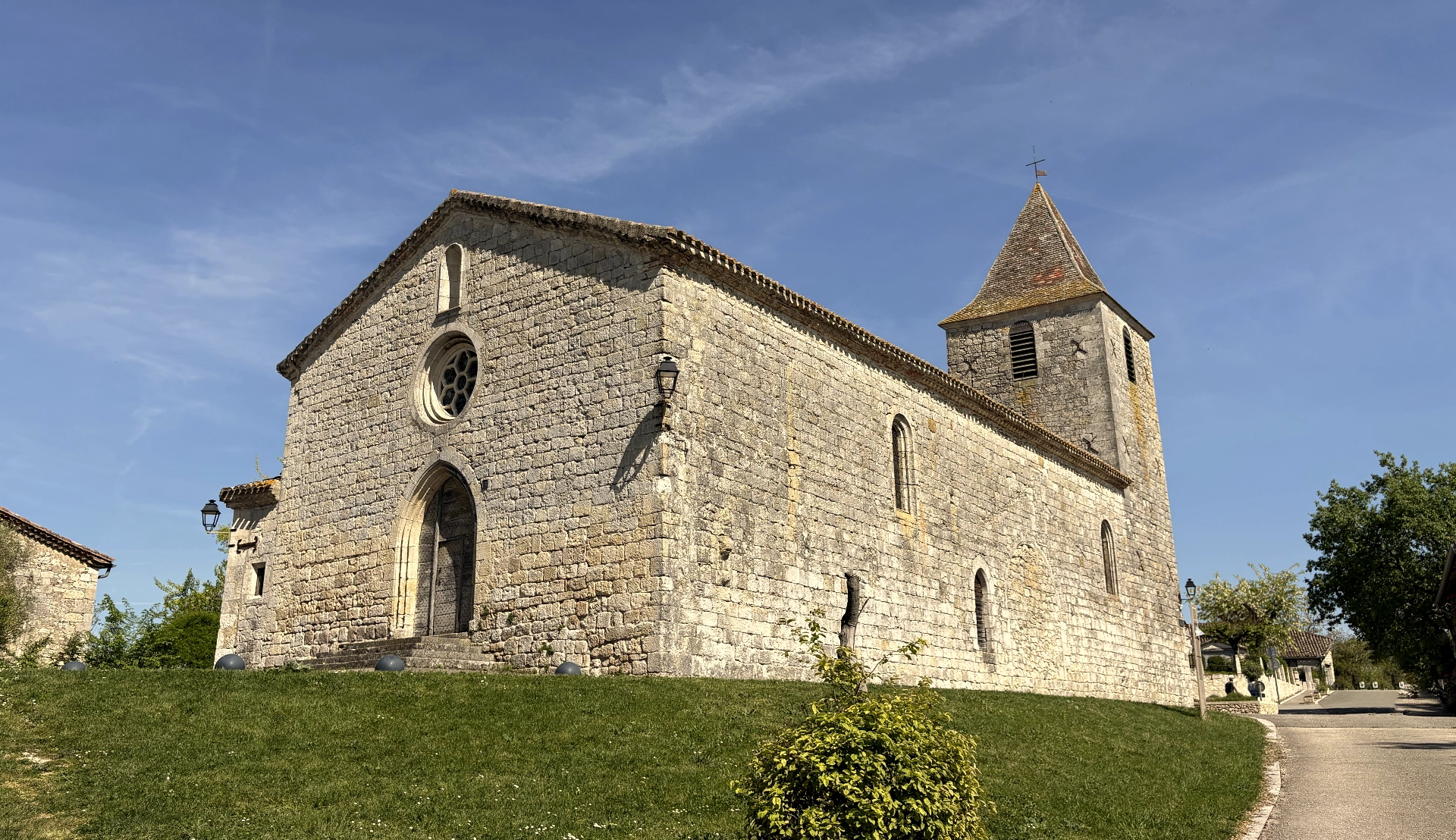 Château de Gramont — dépendance proche du château