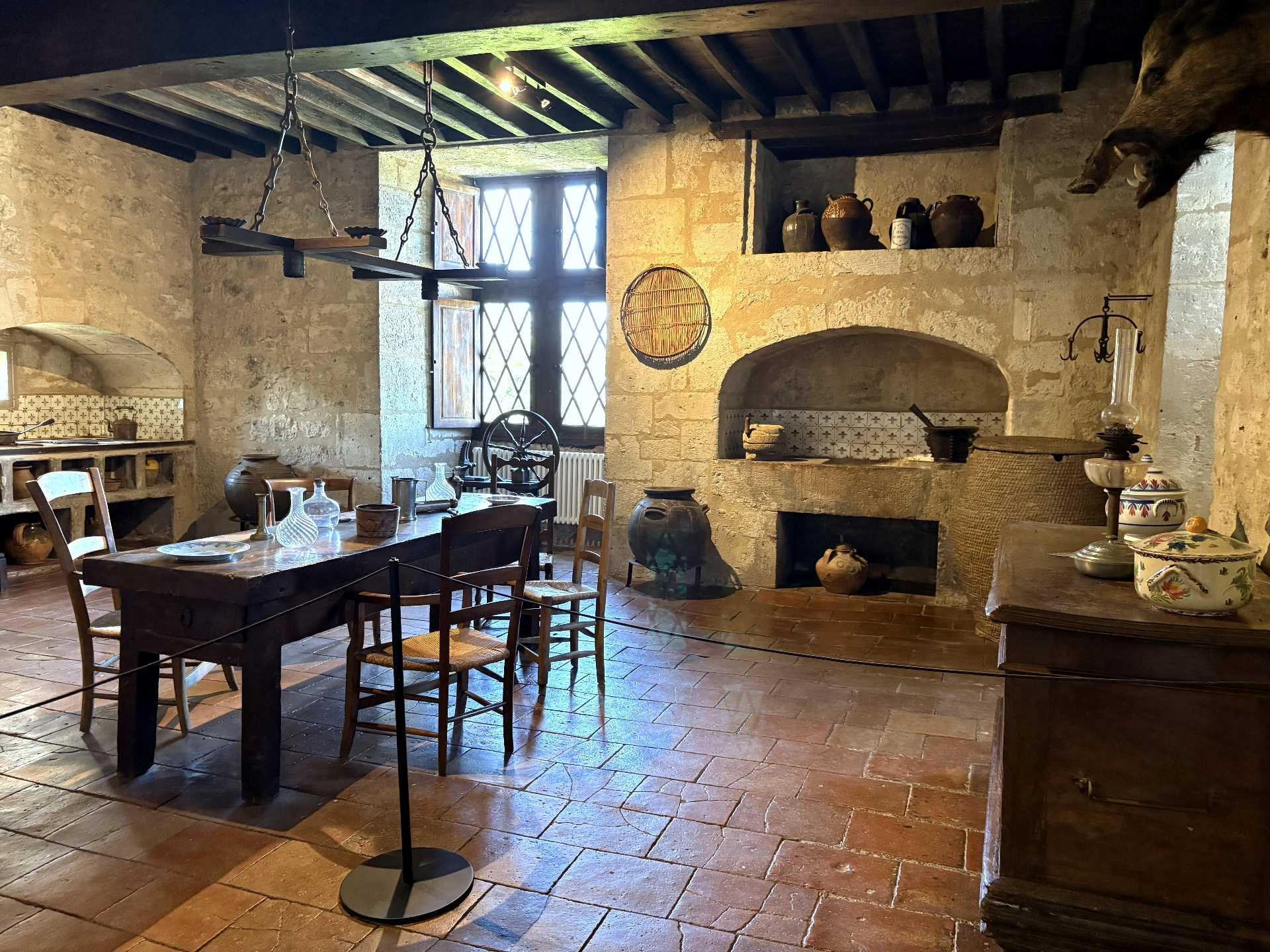 Château de Gramont — cuisine voûtée et four à pain