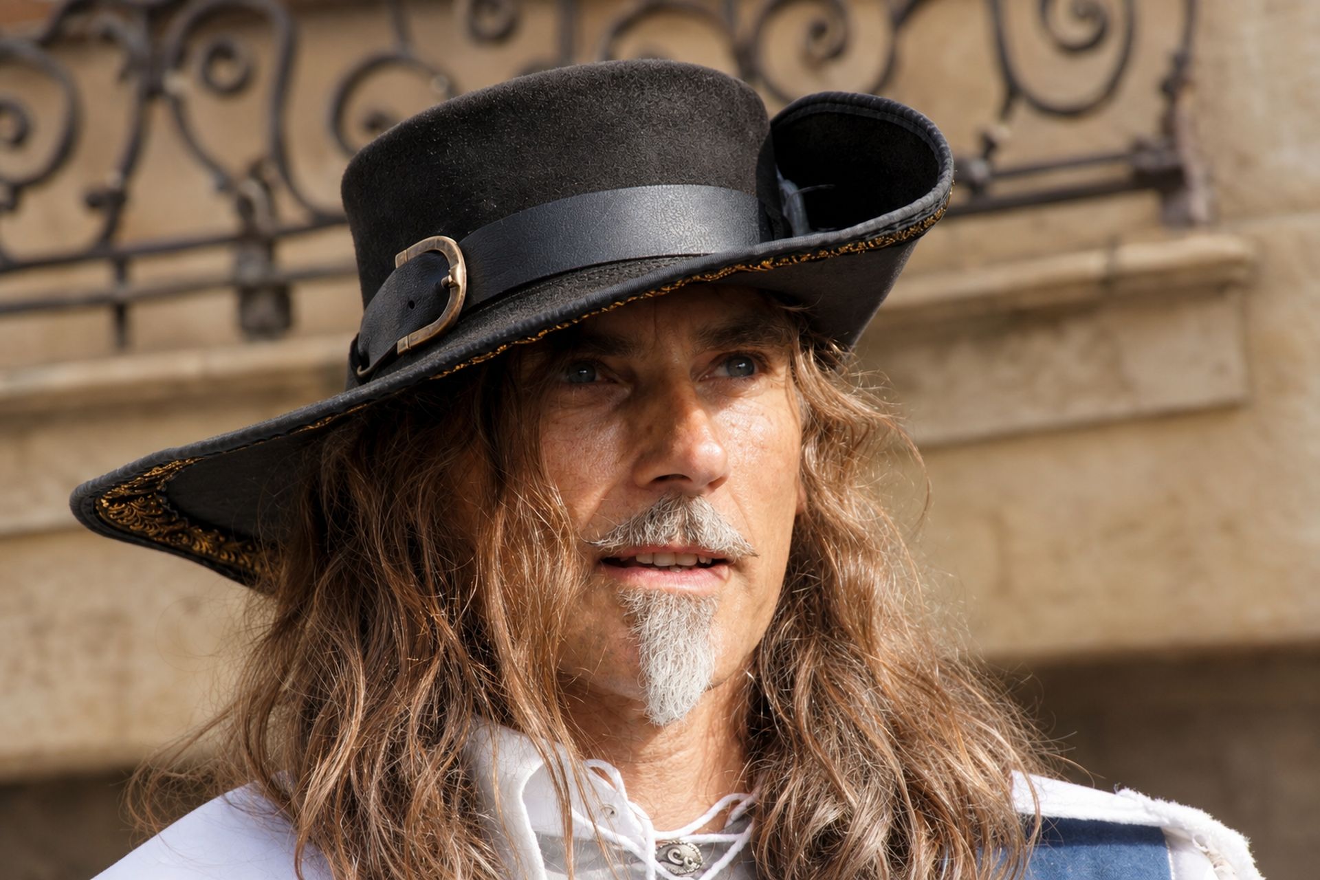 Portrait d'un mousquetaire au chapeau noir